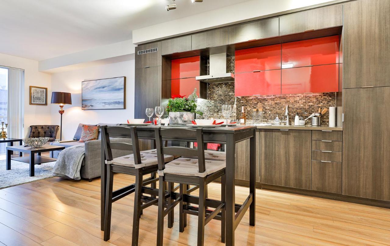 Luxury Condo Prime Location 토론토 외부 사진
