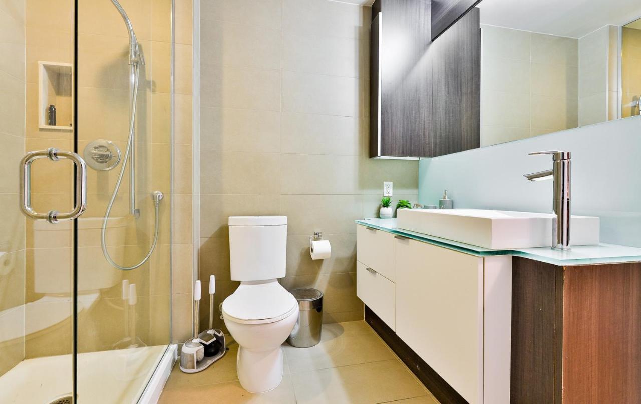 Luxury Condo Prime Location 토론토 외부 사진
